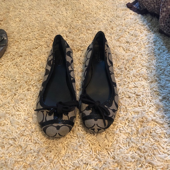 Coach flats - Picture 2 of 2